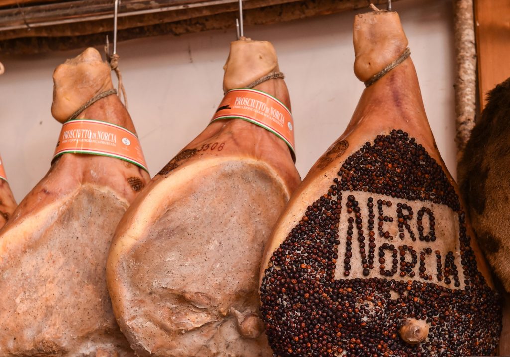 Norcia Prosciutto Hanging Hams